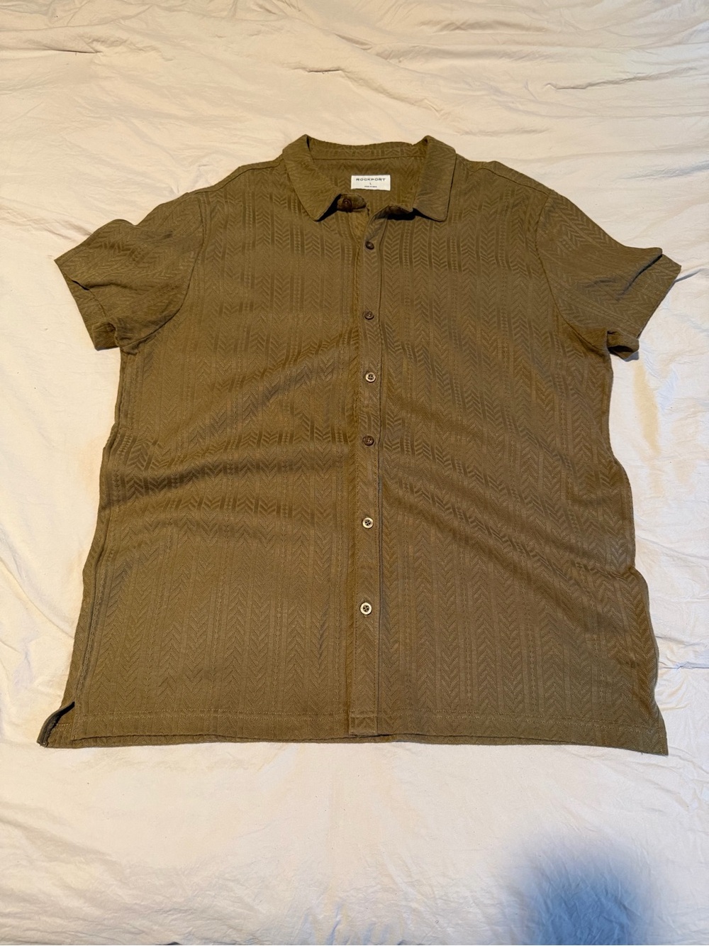 Zara Olive Short-Sleeve Button-Down Shirt